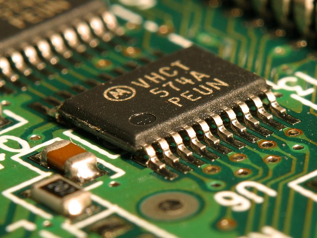 แผงวรจรรวม Integrated Circuit (IC)